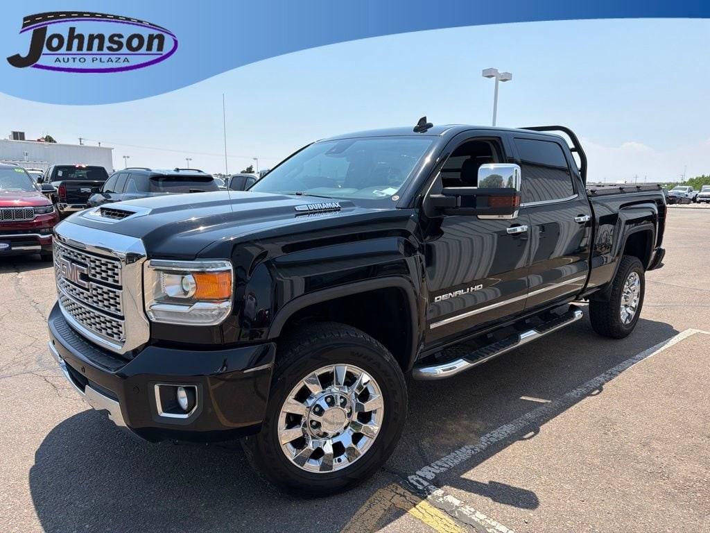 2019 GMC Sierra 4WD Crew Cab Standard Box Denali's photo