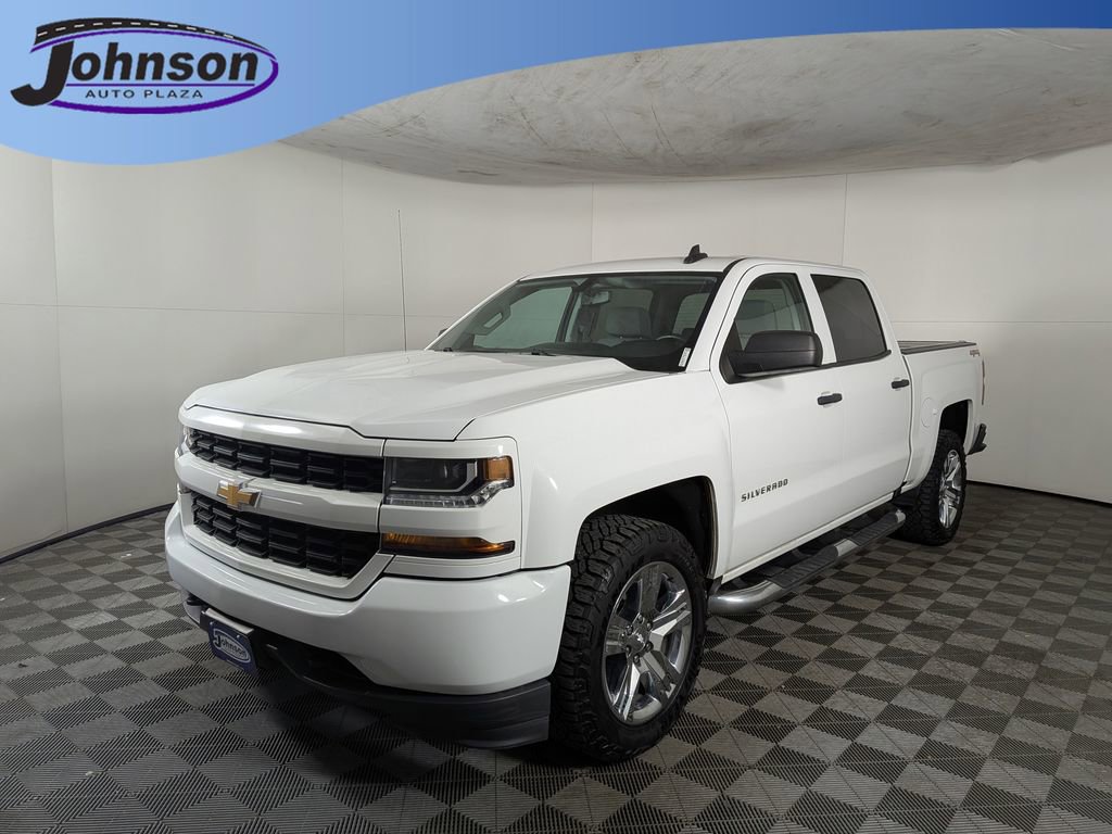 2018 Chevrolet Silverado Custom's photo