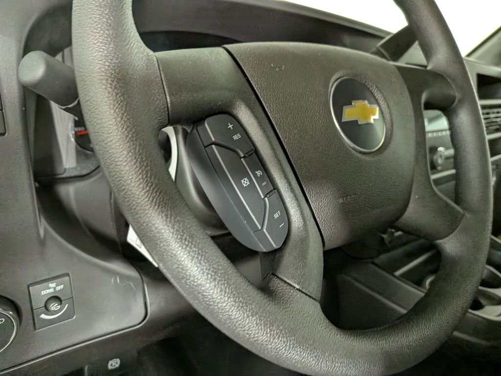 2026 Chevrolet Express Cargo Work Van - Photo 24