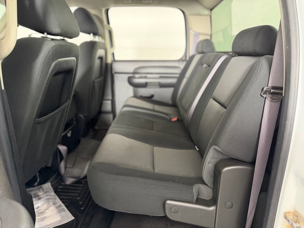 2013 Chevrolet Silverado 2500HD LT - Photo 30