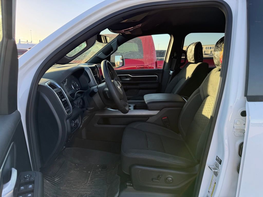 2025 Ram 1500 Big Horn photo 2