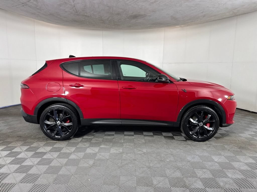 Used 2024 Dodge Hornet R/T Plus SUV
