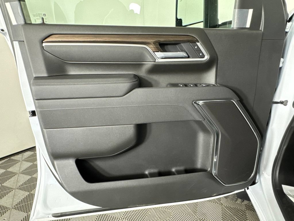 2026 Chevrolet Silverado 3500HD LT - Photo 24