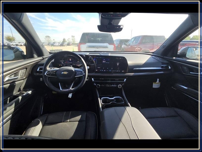 Used 2025 Chevrolet Traverse High Country SUV