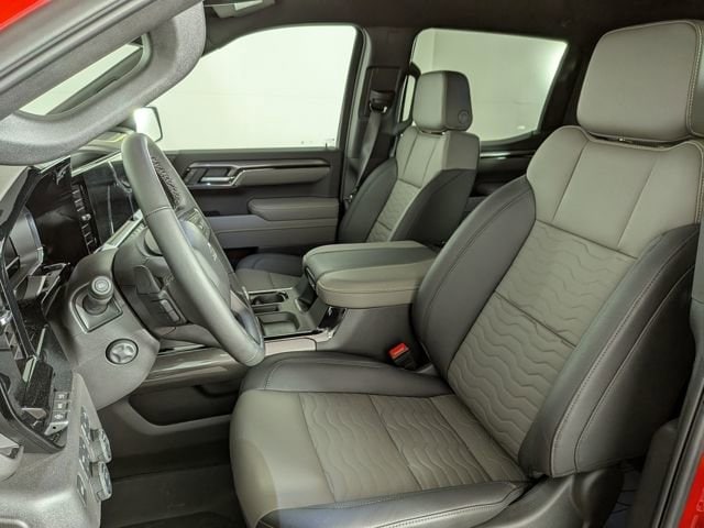 2025 Chevrolet Silverado 1500 ZR2 - Photo 16