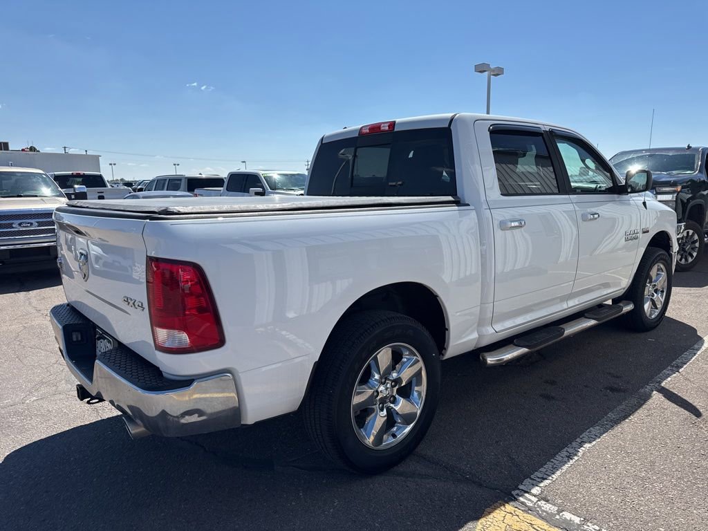 2015 Ram 1500 SLT photo 2