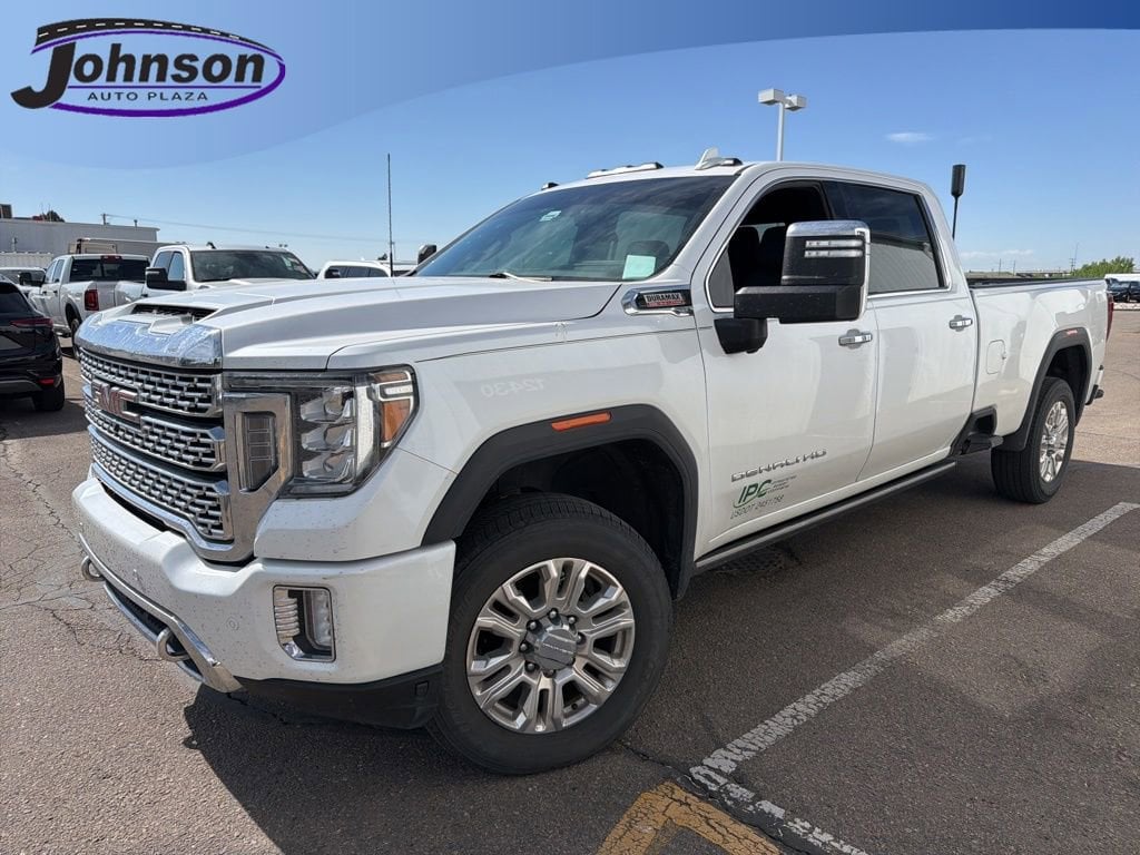 2023 GMC Sierra 4WD Crew Cab Standard Box Denali's photo