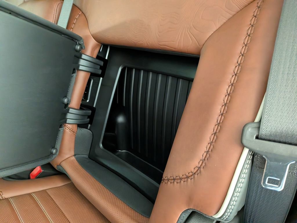 2026 GMC Sierra 3500HD Denali Ultimate - Photo 32
