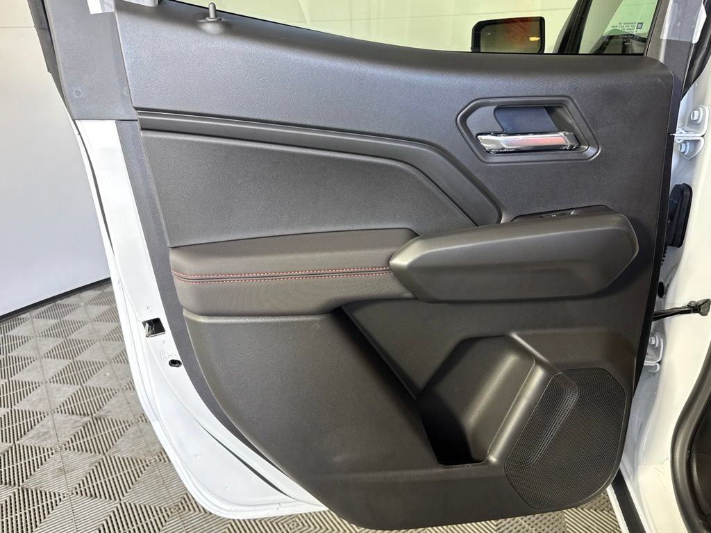 2026 Chevrolet Colorado Z71 - Photo 30