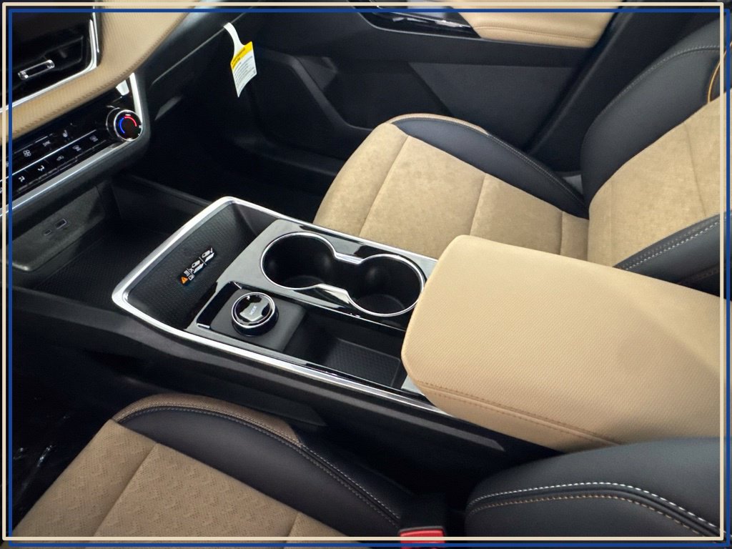 2027 Chevrolet Equinox ACTIV - Photo 21