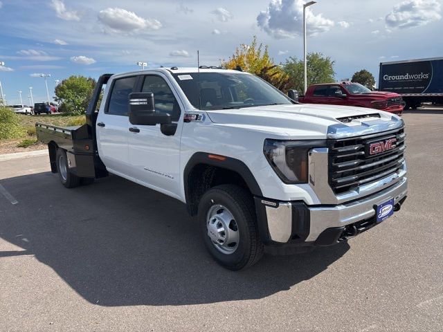 2025 Gmc Sierra 3500 photo 3