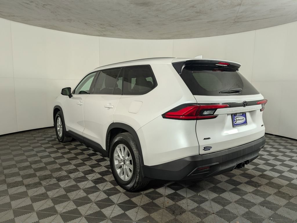2024 Toyota Grand Highlander XLE photo 4