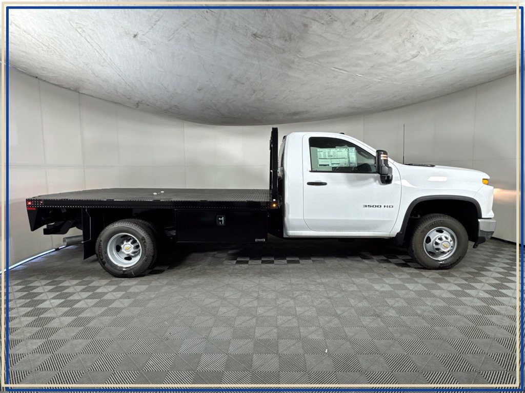 New 2026 Chevrolet Silverado 3500 HD Chassis Cab Work Truck Truck