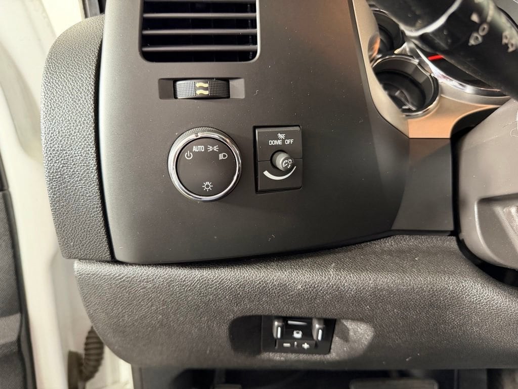 2013 Chevrolet Silverado 2500HD LT - Photo 26
