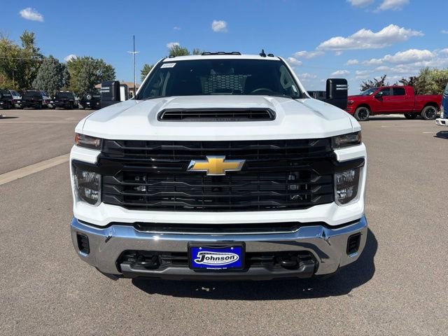 2025 Chevrolet Silverado 3500HD Work Truck photo 2