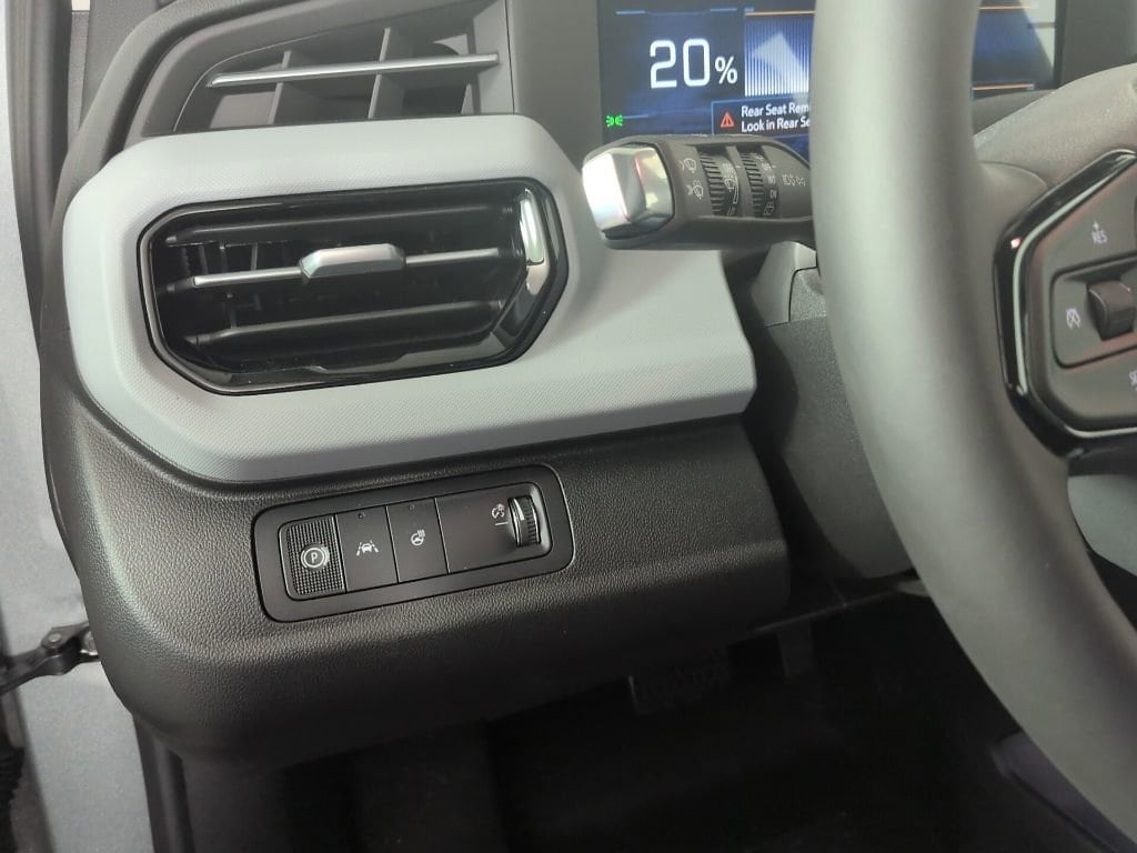 2027 Chevrolet Bolt RS - Photo 18