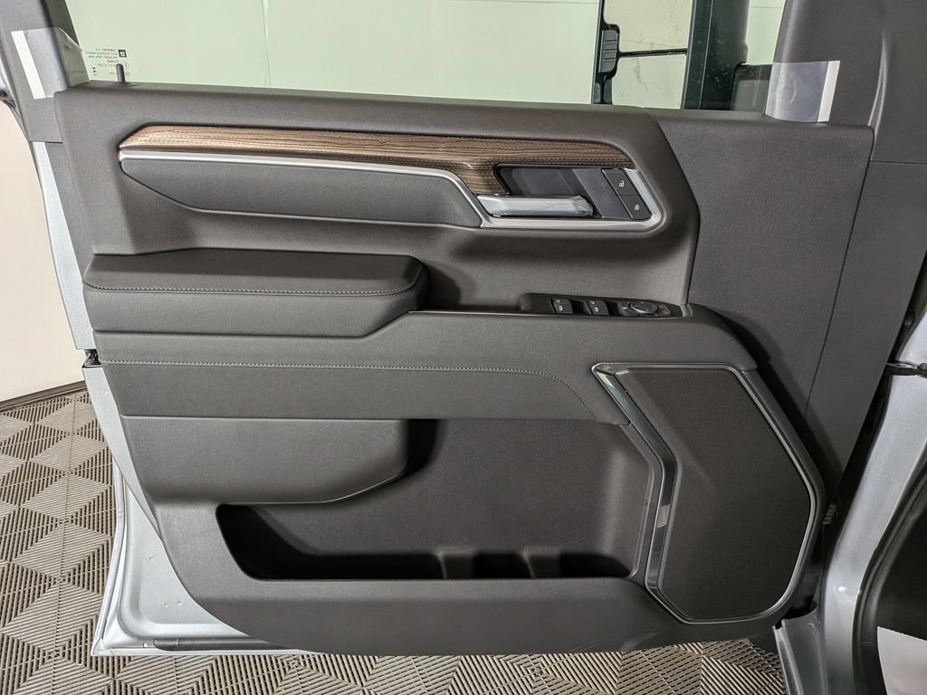 2026 Chevrolet Silverado 3500HD LT - Photo 13