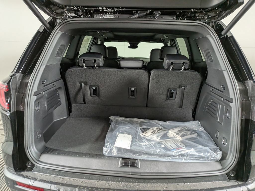 2026 GMC Acadia Elevation - Photo 10