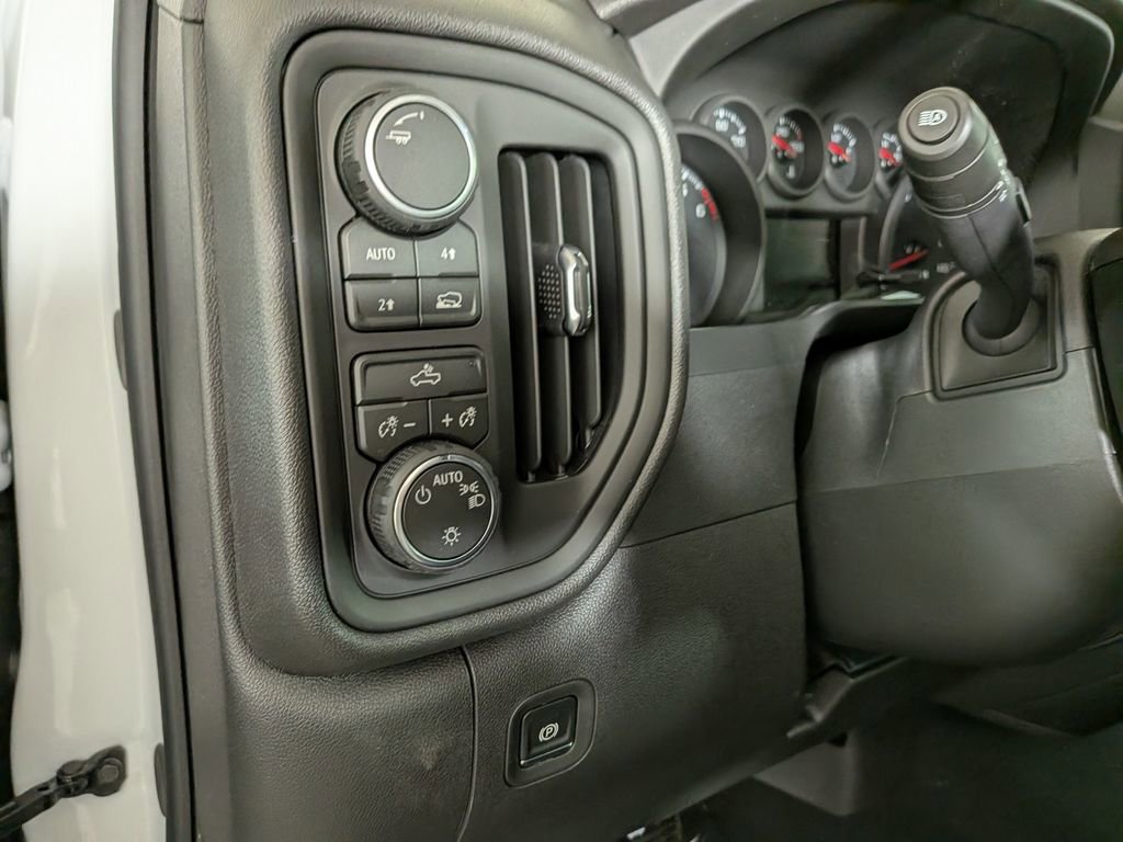 2026 Chevrolet Silverado 1500 Custom - Photo 16