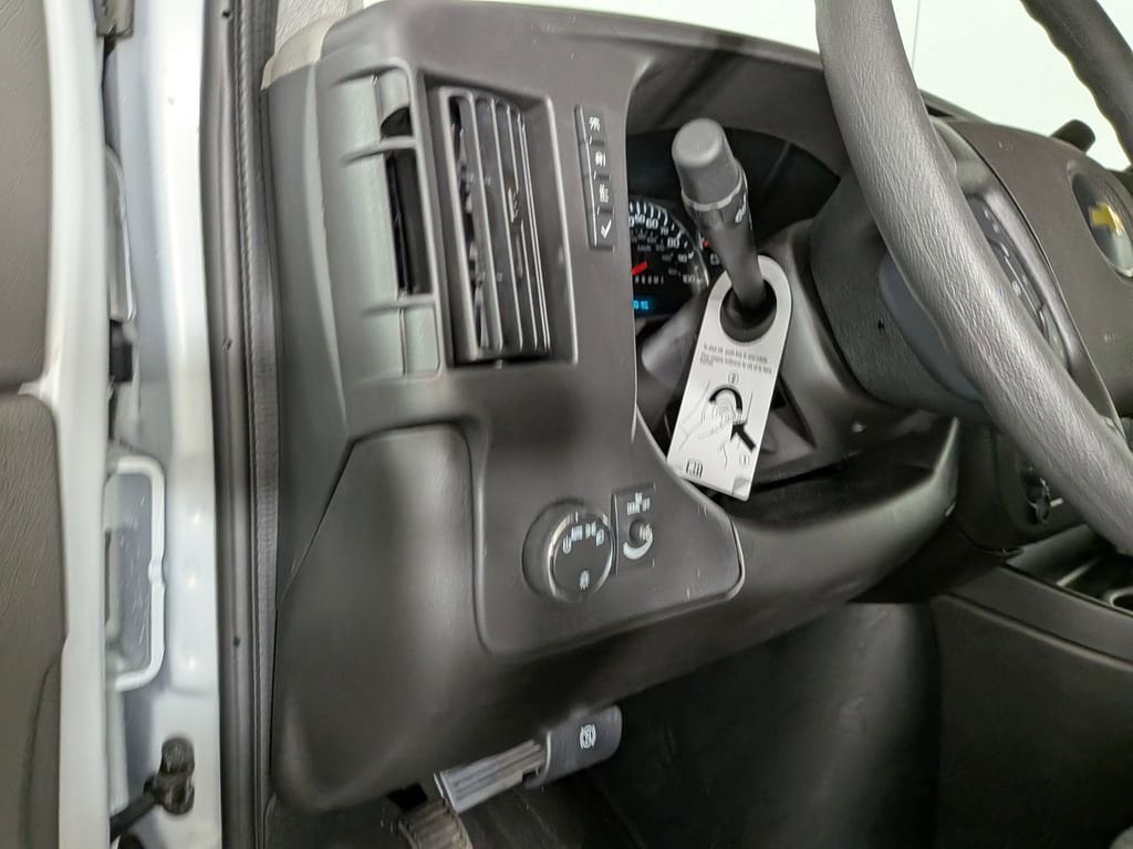2026 Chevrolet Express Cargo Work Van - Photo 22