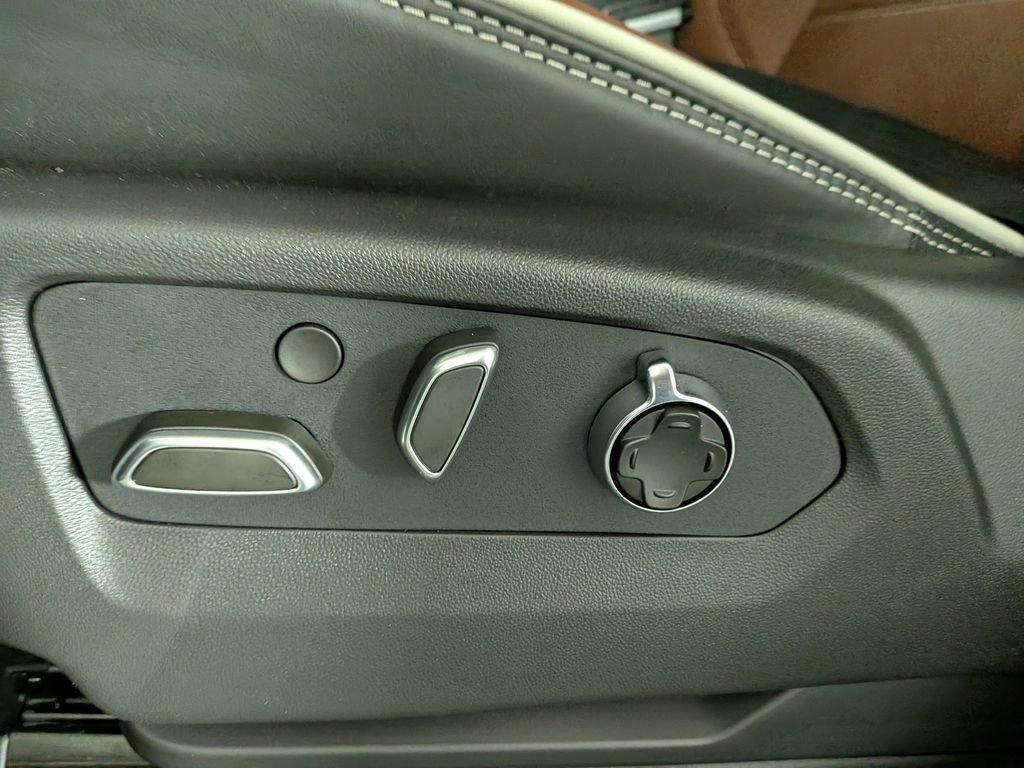 2026 GMC Sierra 3500HD Denali Ultimate - Photo 16
