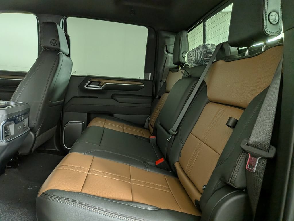 2026 Chevrolet Silverado 2500 HD High Country - Photo 30