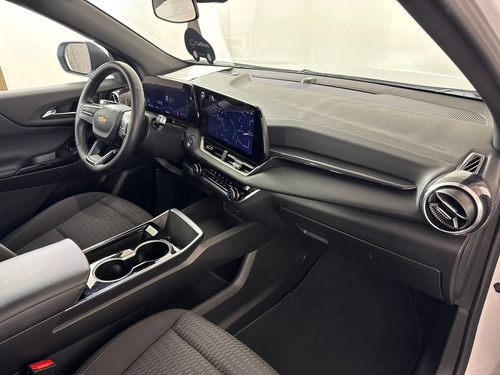 2025 Chevrolet Equinox LT - Photo 45