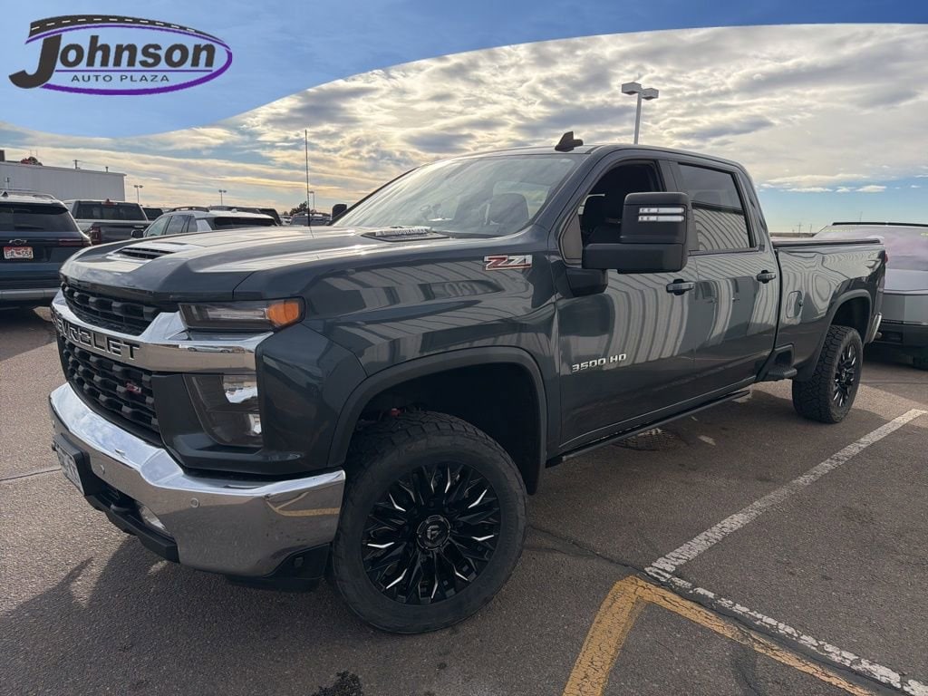 2020 Chevrolet Silverado 3500HD LT's photo