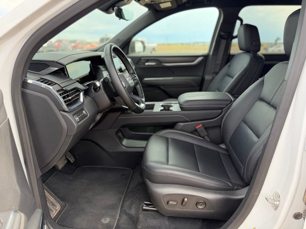 Used 2026 GMC Acadia Elevation SUV