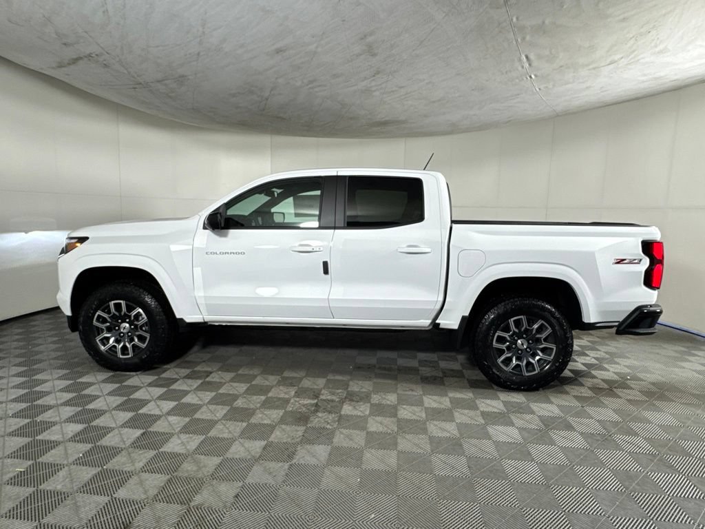 2026 Chevrolet Colorado Z71 - Photo 11