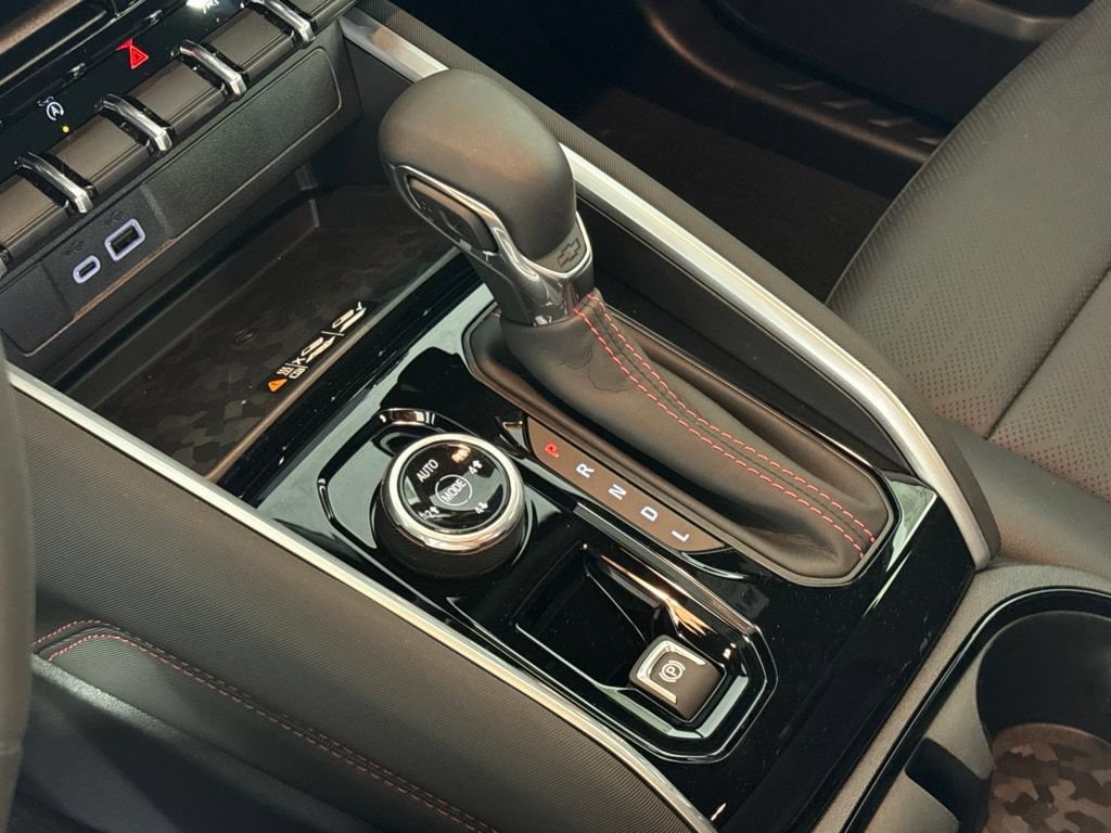 2026 Chevrolet Colorado Z71 - Photo 23