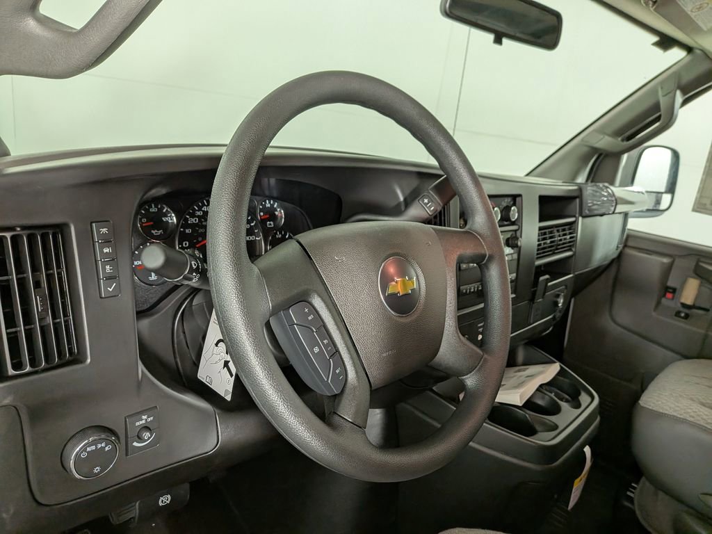 2026 Chevrolet Express Cargo Work Van - Photo 21