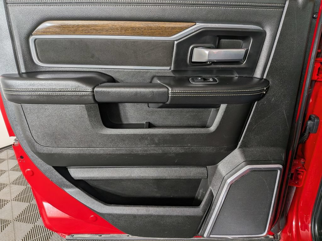 2023 RAM Ram 3500 Pickup Laramie - Photo 30
