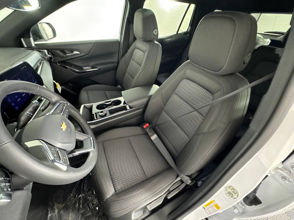 2027 Chevrolet Equinox LT - Photo 20