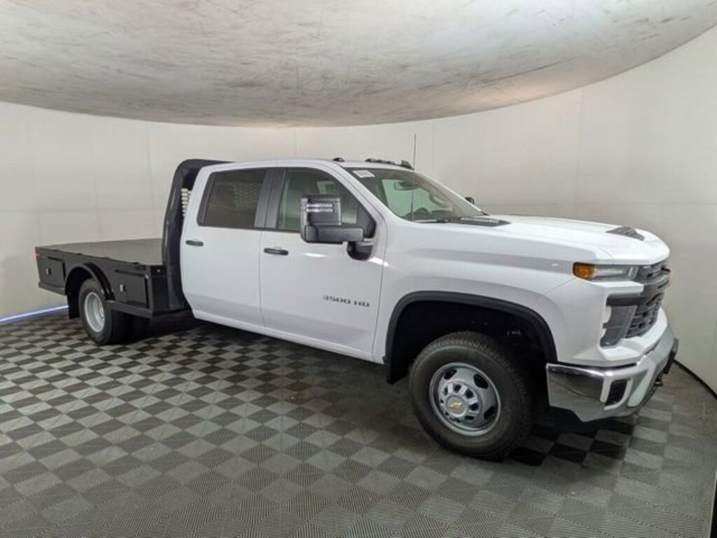 New 2025 Chevrolet Silverado 3500 HD Chassis Cab Work Truck Truck