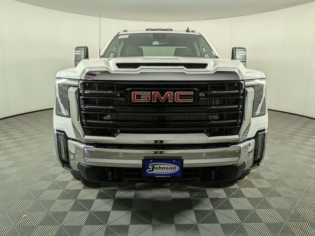 2025 Gmc Sierra 2500 HD Pro photo 2