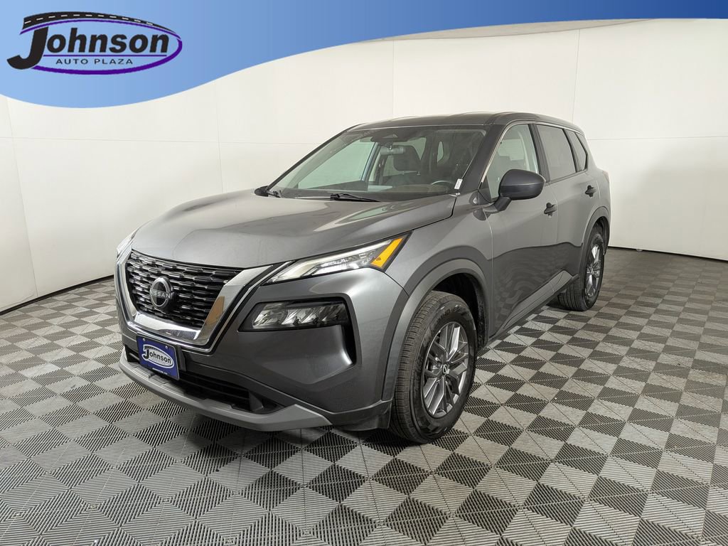 2023 Nissan Rogue S's photo