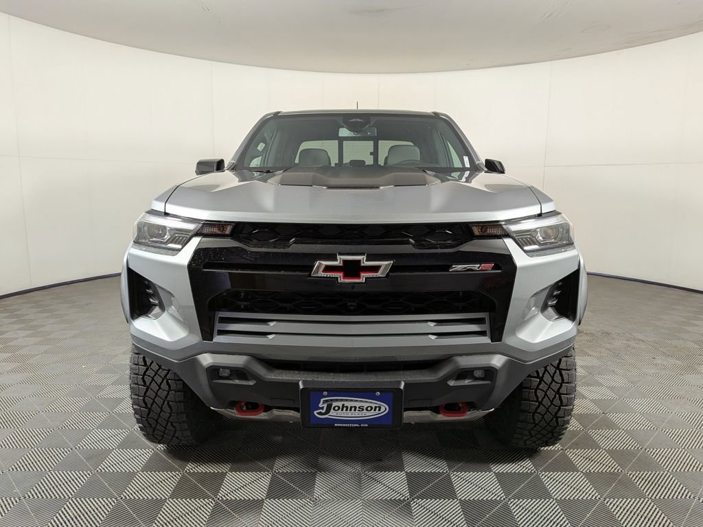 2025 Chevrolet Colorado ZR2 photo 2