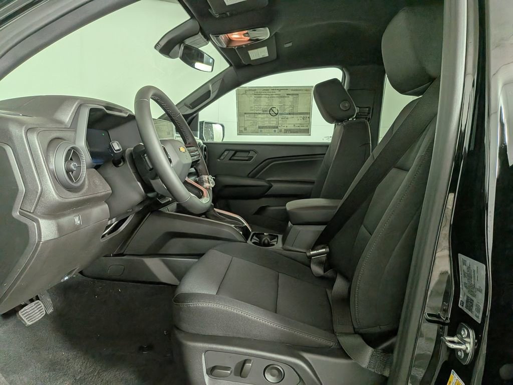 2026 Chevrolet Colorado Work Truck - Photo 14