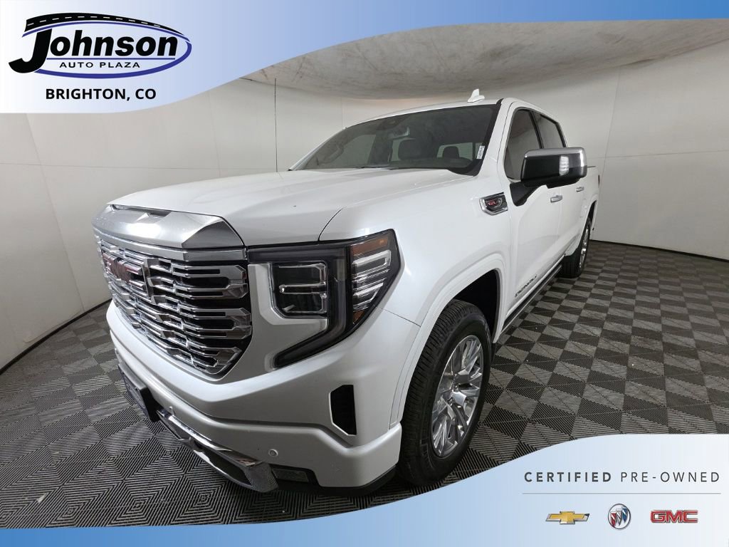 2022 GMC Sierra 4WD Crew Cab Short Box Denali's photo