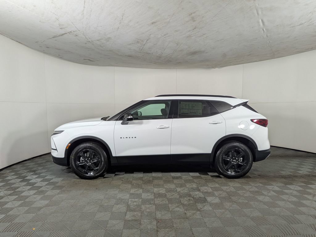 2026 Chevrolet Blazer 3LT photo 3
