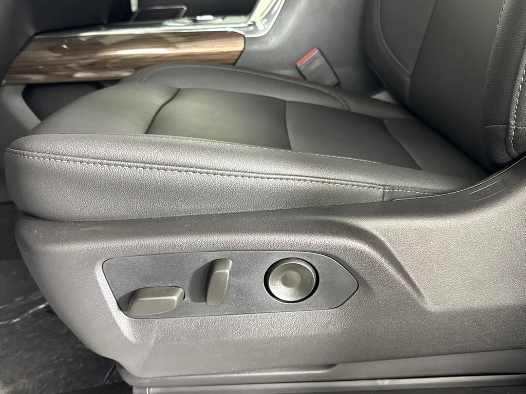 2026 Chevrolet Silverado 3500HD LT - Photo 23