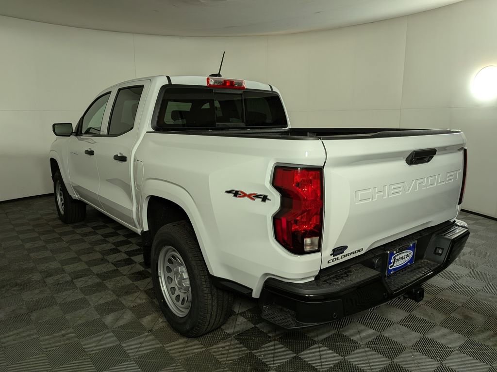 2025 Chevrolet Colorado LT photo 4