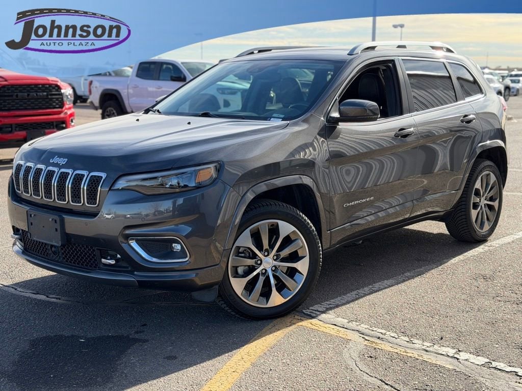2019 Jeep Cherokee Overland's photo