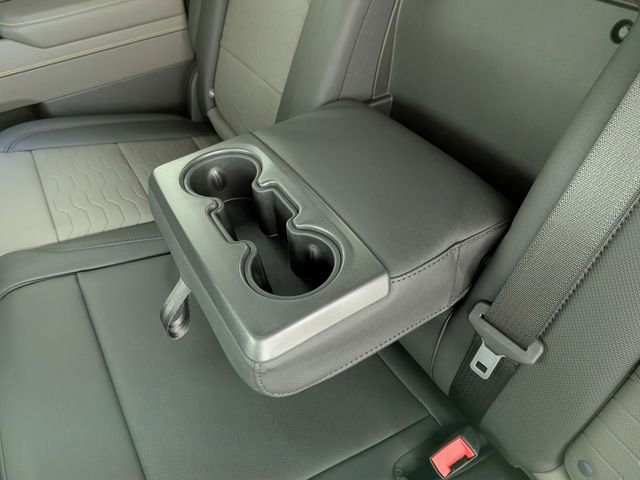 2025 Chevrolet Silverado 1500 ZR2 - Photo 33