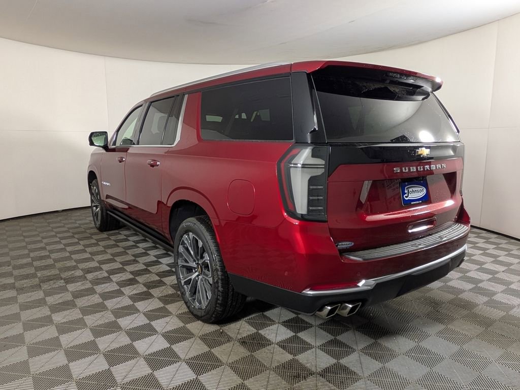2025 Chevrolet Suburban High Country photo 4