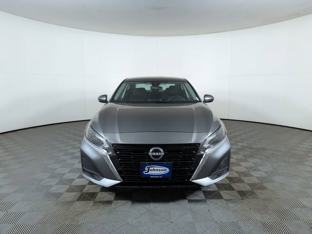 Used 2023 Nissan Altima SV with VIN 1N4BL4DV8PN307545 for sale in Brighton, CO