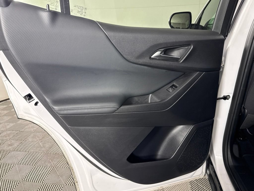 2025 Chevrolet Equinox LT - Photo 39