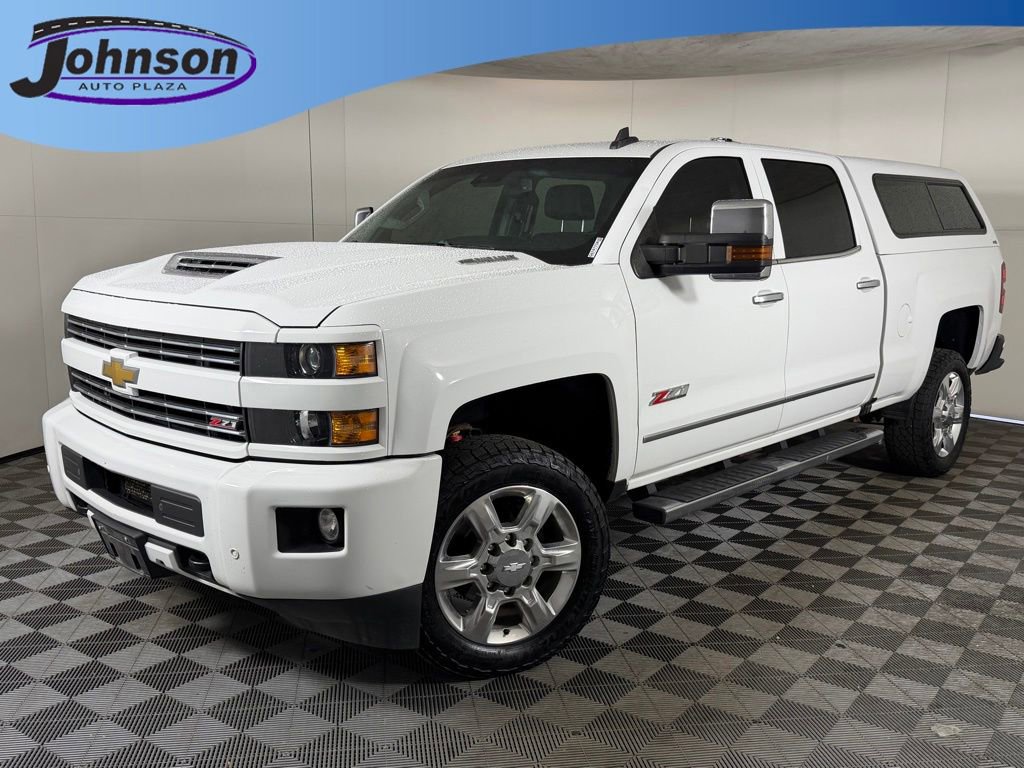 2019 Chevrolet Silverado HD LTZ 4WD Crew Cab Standard Box's photo