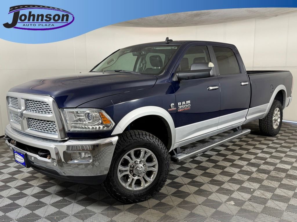 2018 RAM 3500 Laramie 4X4 Crew Cab LWB's photo